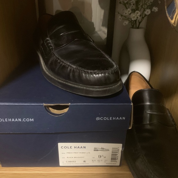 Cole Haan Size 9.5 Black Pinch Penny Loafer Man come with box - Picture 3 of 5